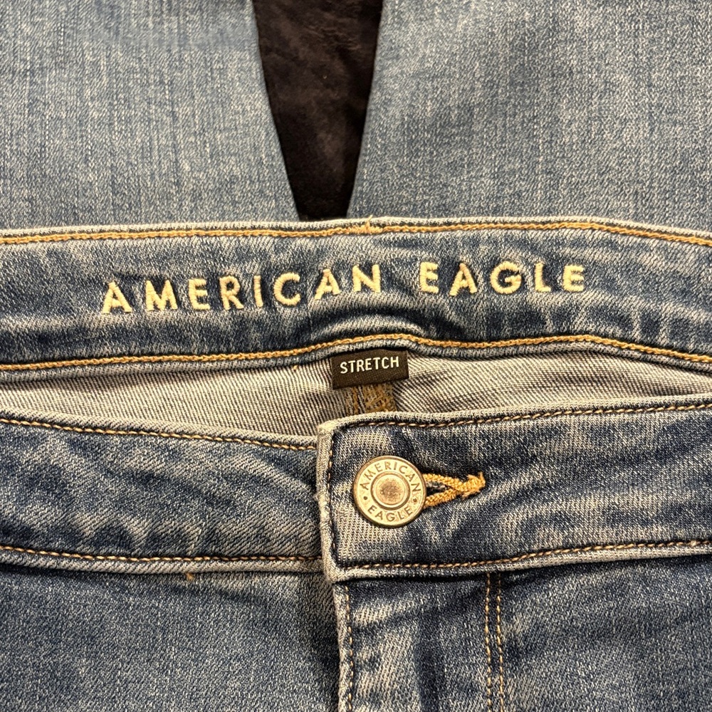 American Eagle Outfitters Stretch Denim Jeans, worn once. Super high rise flare.